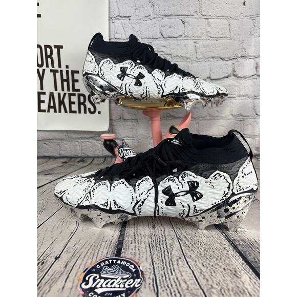 Under Armour Spotlight Pro Football Cleats Men 16 White Black Vides Limited NEW main image 8